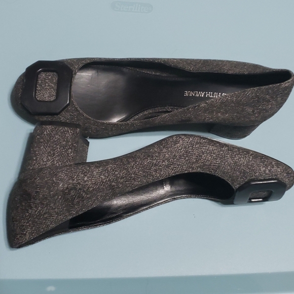 Saks fifth Avenue charcoal grey and black heels - Picture 2 of 6